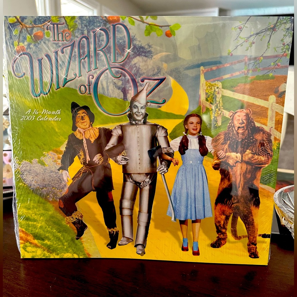 The WIZARD of OZ 16 Month Calendar• NWOT